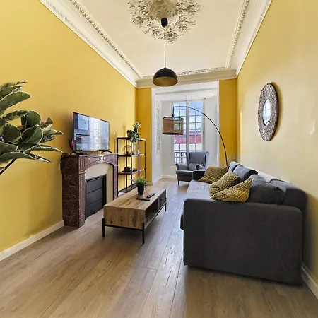 Luxury Homeplace In Center * Nice