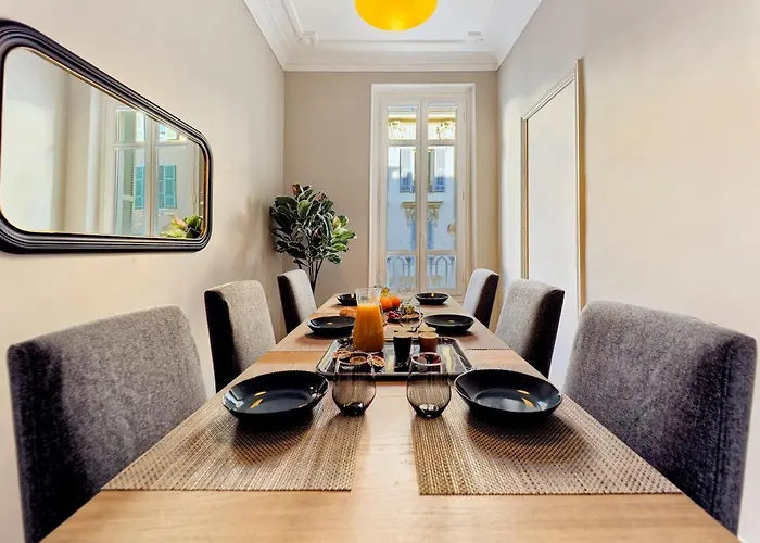 Luxury Homeplace In Center *