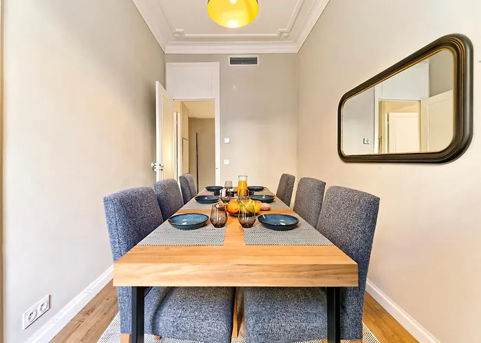 Luxury Homeplace In Center * Nice