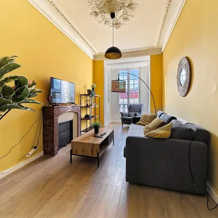 Luxury Homeplace In Center アパート