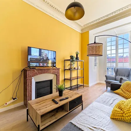 Luxury Homeplace In Center